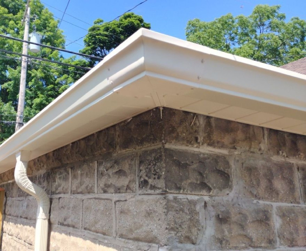 Seamless Gutter Installation