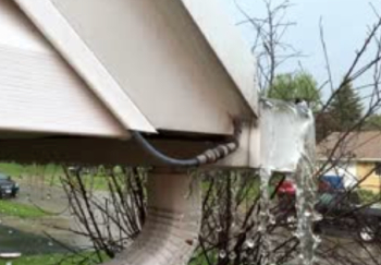 Can an Overflowing Gutter Cause a Roof Leak?