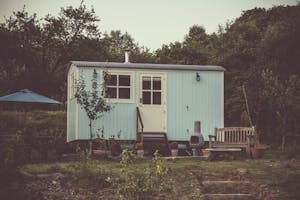 DIY vs Professional Installation: Exploring Gutter Options For Tiny Homes