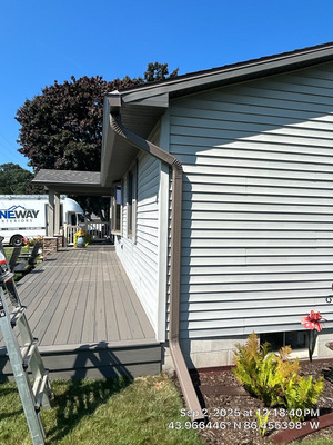 Struggling With Clogged Gutters? 3×4 Downspouts May Be the Answer